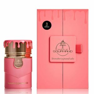 Paris Corner “Strawberry Pound Cake”